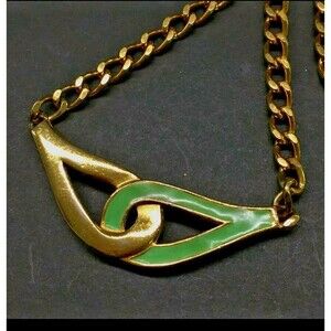 Vintage GIVENCHY Plate Gold Tone Chain Pendant Necklace Green Elegant